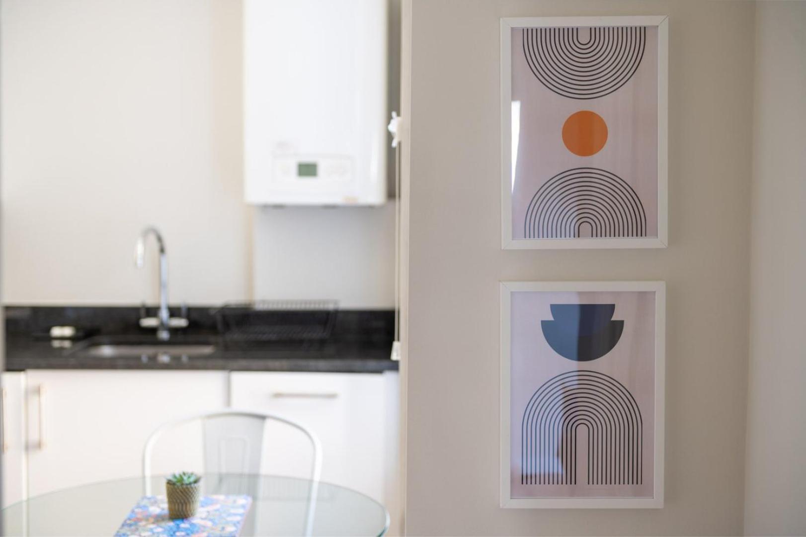 Fantastic Earls Court Flat Londra